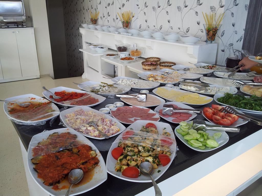 Saray Pansiyon Каш Екстериор снимка